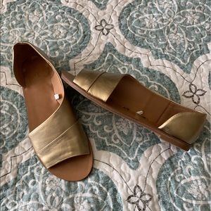 Size 11 open sided universal thread new shoes